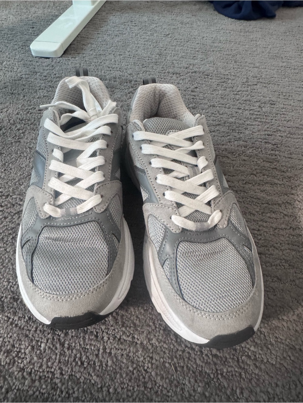 H&M Women's Grey and White Mesh Sneakers